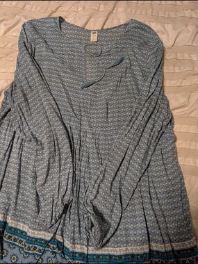 Old Navy Light Blue Printed Tie-Front Tunic